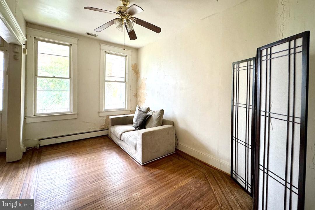 220 V Street Northeast Washington, DC 20002 - Photo 6 of 23 Gallery Image 6