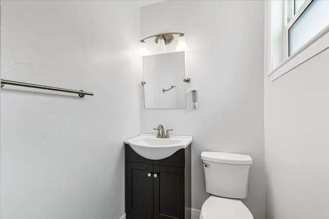 $318,000 | 194 Coral Drive Southwest, Fort Walton Beach, FL 32548