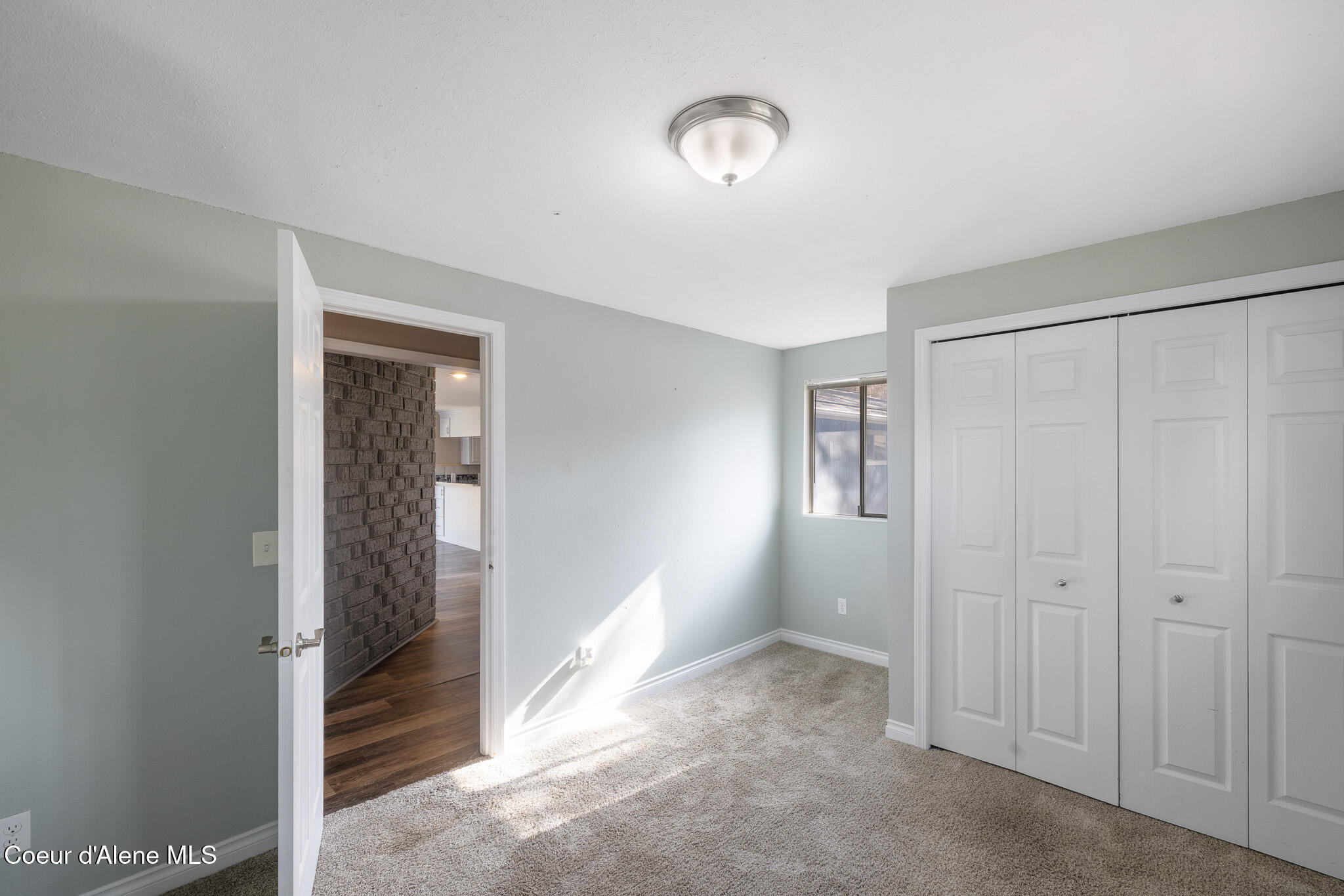 4023 East 12th Avenue Spokane, WA 99202 - Photo 15 of 39 0N8A3603