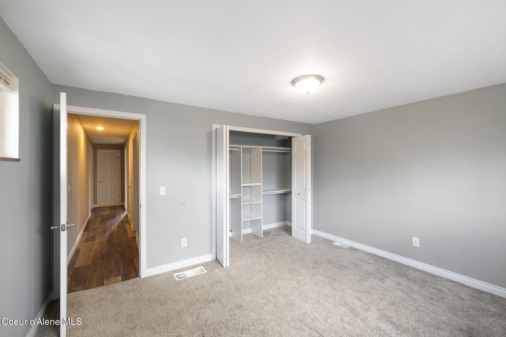 4023 East 12th Avenue Spokane, WA 99202 - Photo 19 of 39 0N8A3621