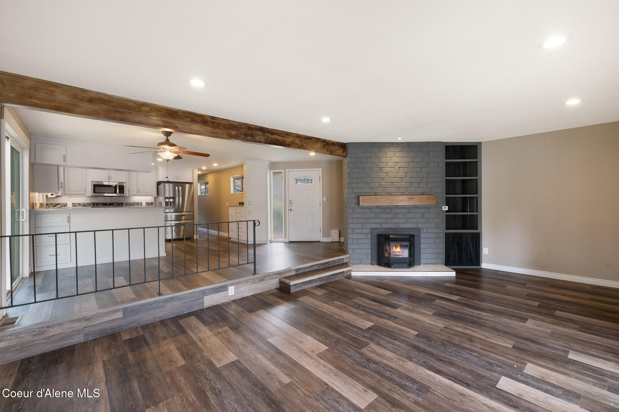 4023 East 12th Avenue Spokane, WA 99202 - Photo 7 of 39 0N8A3561