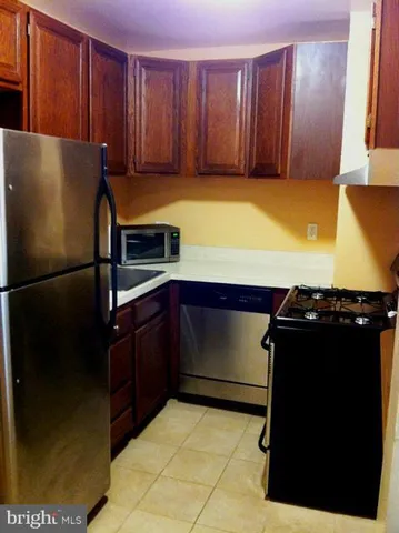 $2,000 | 1260 21st Street Northwest, Unit 607, Washington, DC 20036