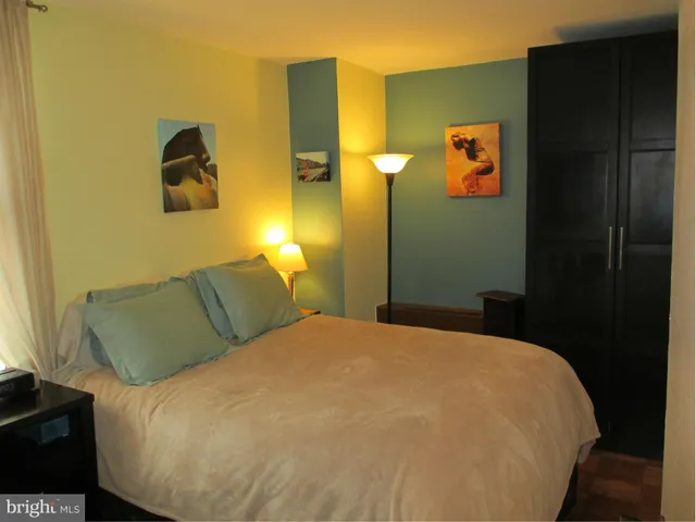 $2,000 | 1260 21st Street Northwest, Unit 607, Washington, DC 20036