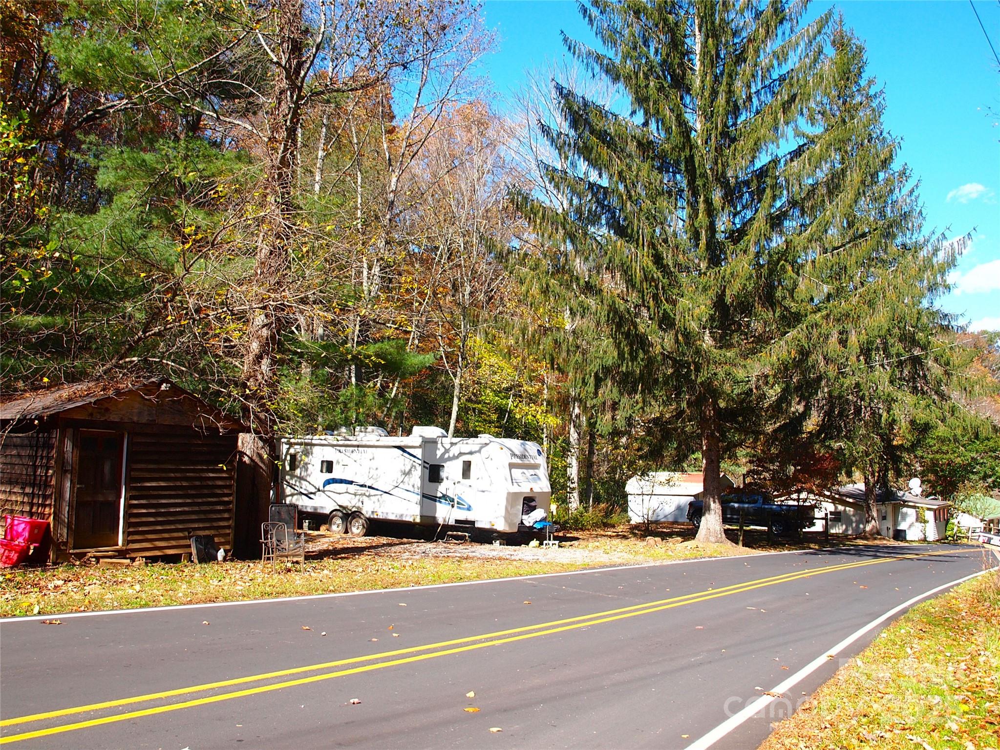 9 Smokey Cove Road Canton, NC 28716 - Photo 12 of 24