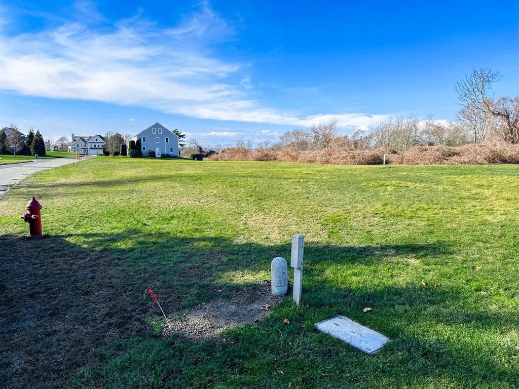 8 Sunset Beach Road Fairhaven, MA 02719 - Photo 2 of 4