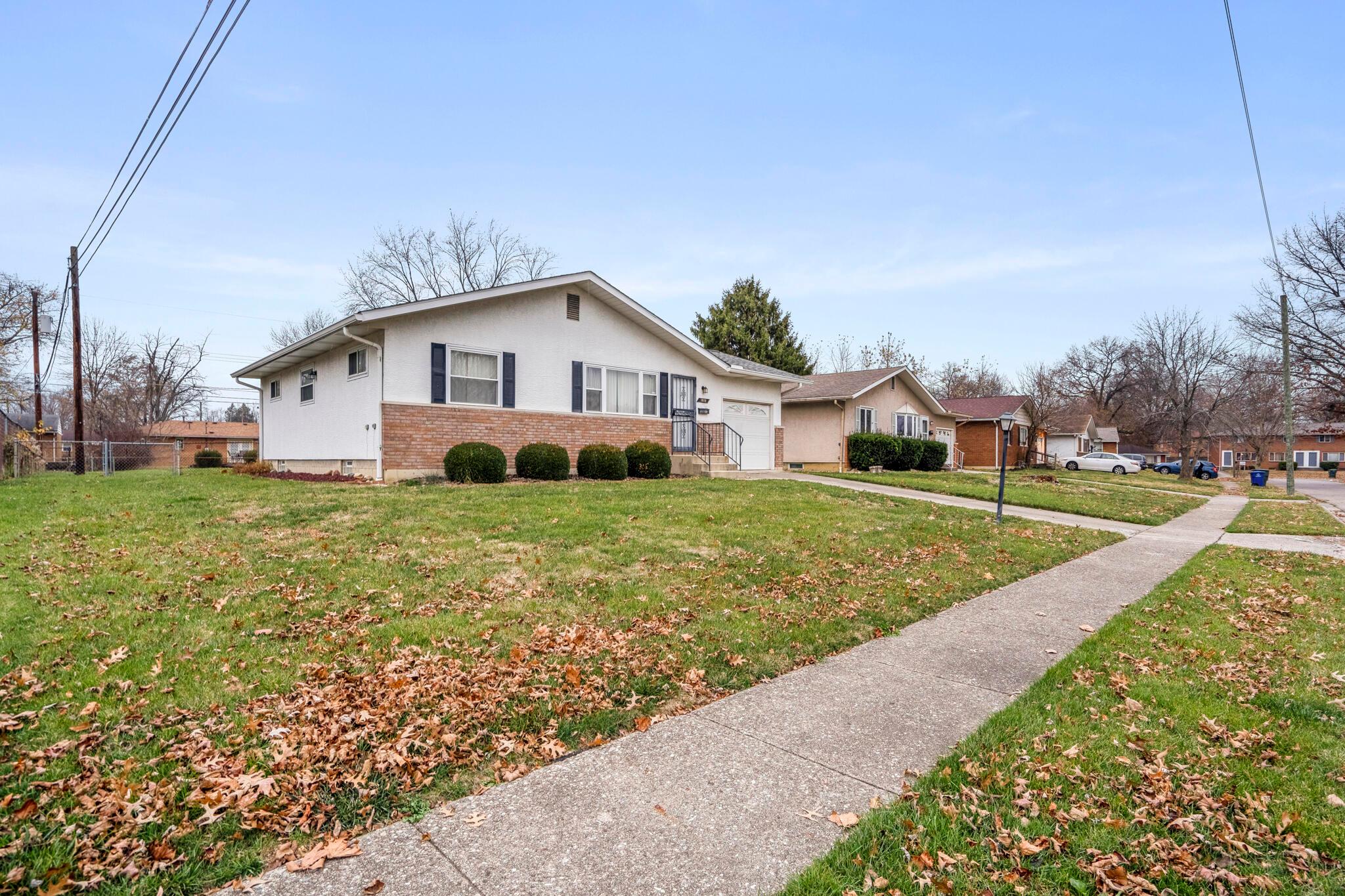 1835 Stetson Road Columbus, OH 43232 - Photo 2 of 29 DSC03390-HDR