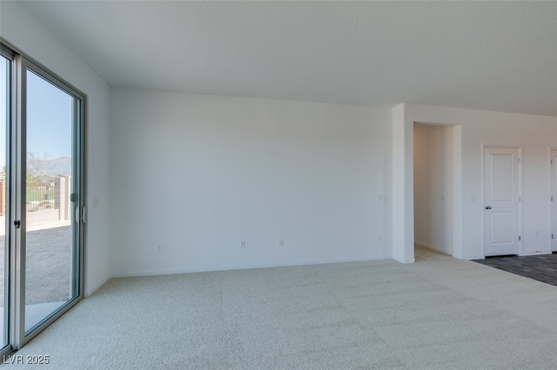 6823 Laguna Blanca Street North Las Vegas, NV 89086 - Photo 19 of 42