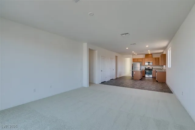 $2,120 | 6823 Laguna Blanca Street, North Las Vegas, NV 89086