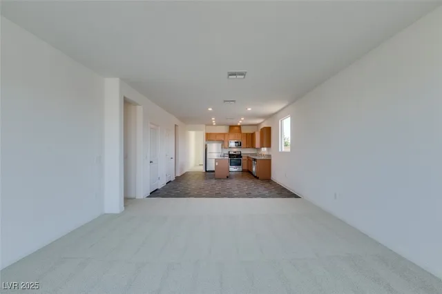 $2,120 | 6823 Laguna Blanca Street, North Las Vegas, NV 89086