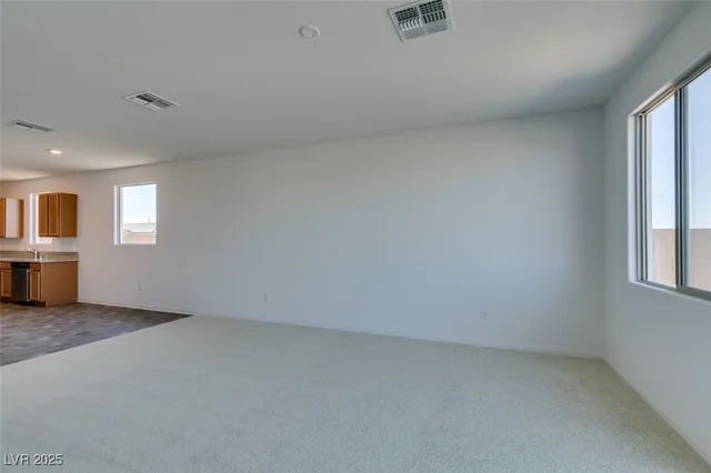 $2,120 | 6823 Laguna Blanca Street, North Las Vegas, NV 89086