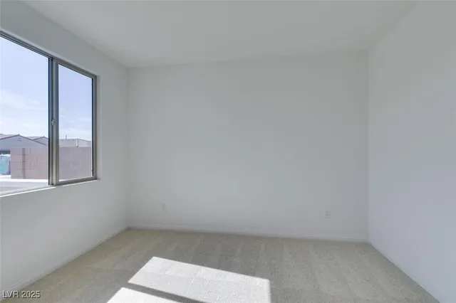 $2,120 | 6823 Laguna Blanca Street, North Las Vegas, NV 89086