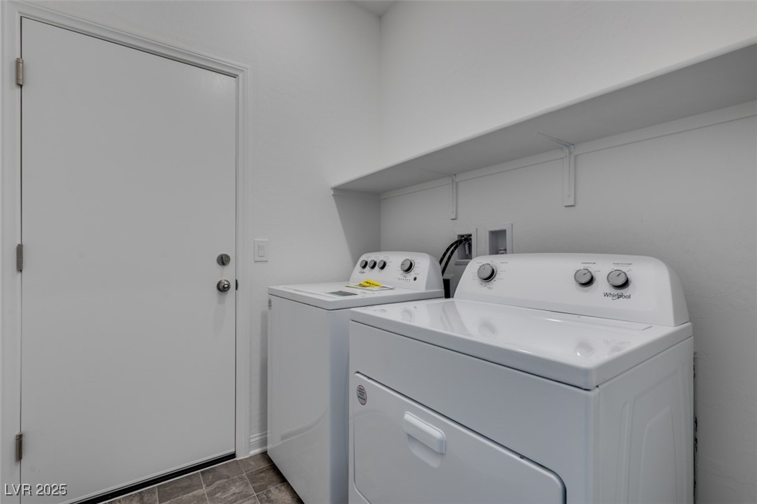 6823 Laguna Blanca Street North Las Vegas, NV 89086 - Photo 29 of 42