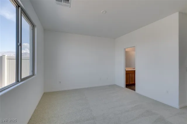 $2,120 | 6823 Laguna Blanca Street, North Las Vegas, NV 89086