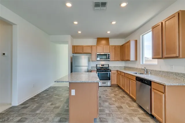 $2,120 | 6823 Laguna Blanca Street, North Las Vegas, NV 89086