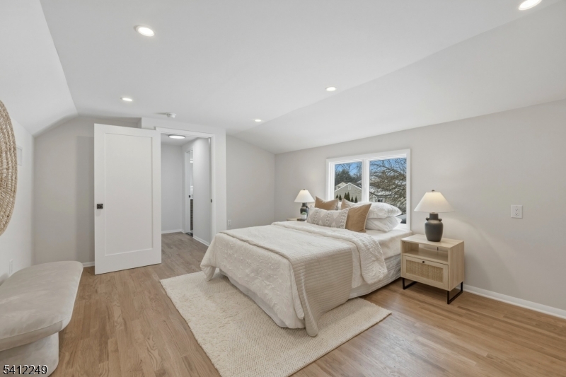 526 Ridgedale Avenue East Hanover, NJ 07936 - Photo 17 of 33