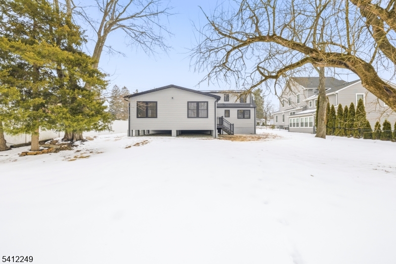 526 Ridgedale Avenue East Hanover, NJ 07936 - Photo 31 of 33