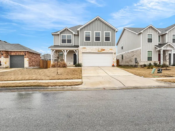 $2,350 | 156 Janice Road, Taylor, TX 76574