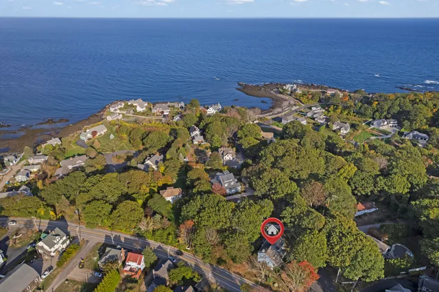 $1,195,000 | 2 Roaring Rock Road, York, ME 03909