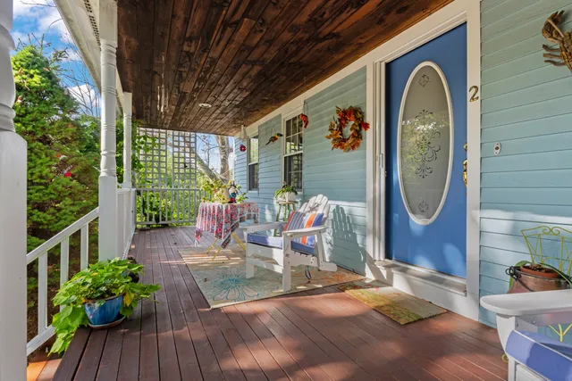 $1,195,000 | 2 Roaring Rock Road, York, ME 03909