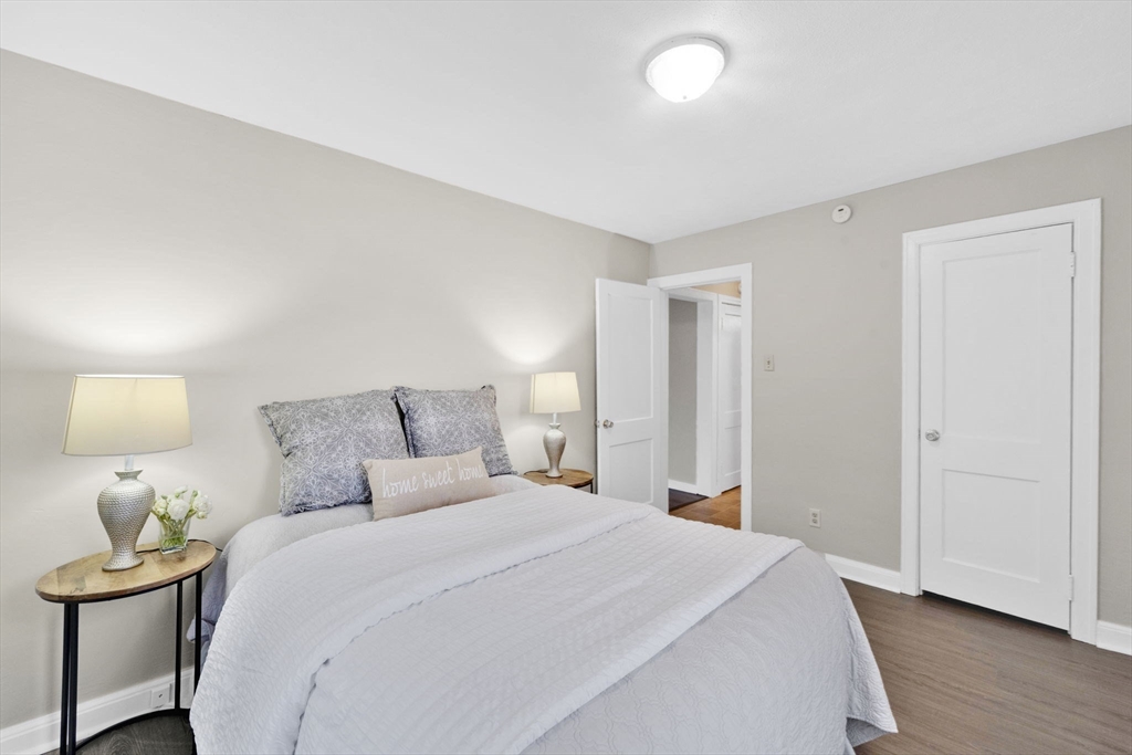 42 R Jefferson Street Westfield, MA 01085 - Photo 11 of 32