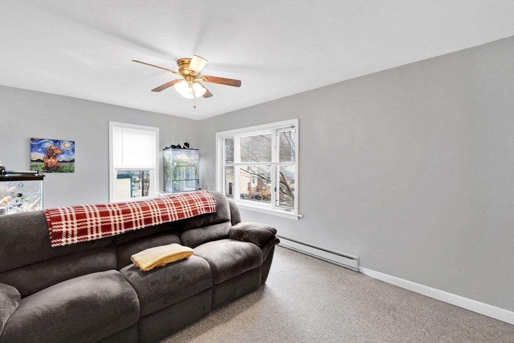 42 R Jefferson Street Westfield, MA 01085 - Photo 17 of 32