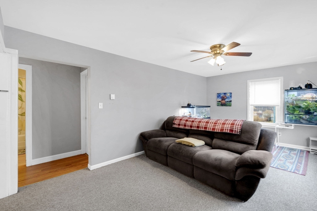 42 R Jefferson Street Westfield, MA 01085 - Photo 18 of 32