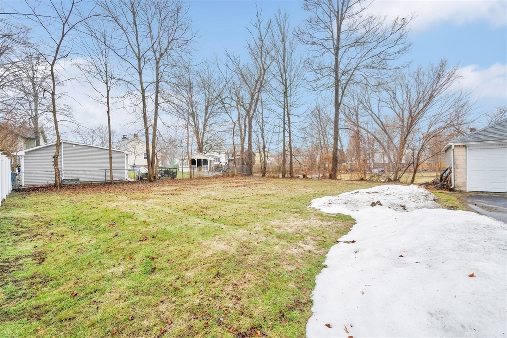 42 R Jefferson Street Westfield, MA 01085 - Photo 31 of 32