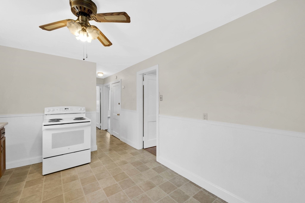 42 R Jefferson Street Westfield, MA 01085 - Photo 6 of 32