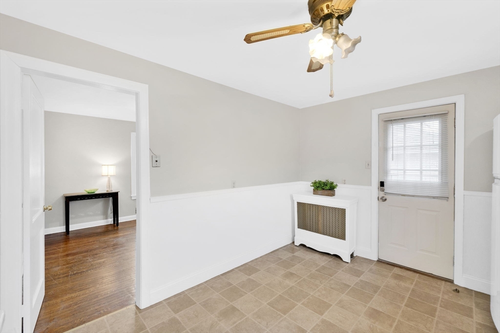 42 R Jefferson Street Westfield, MA 01085 - Photo 7 of 32