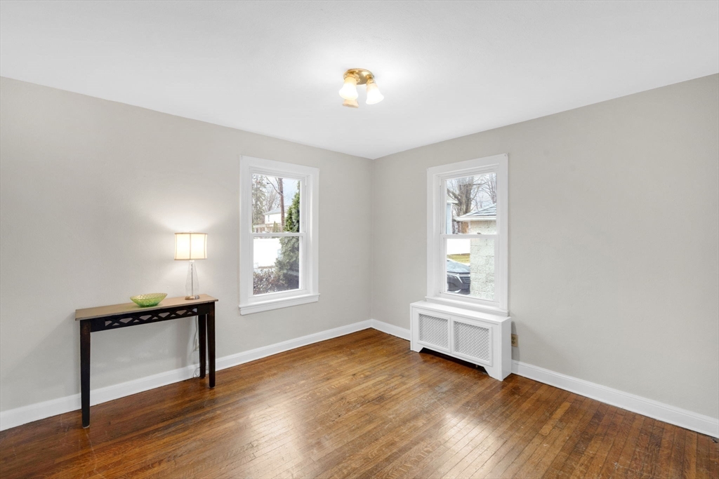 42 R Jefferson Street Westfield, MA 01085 - Photo 8 of 32