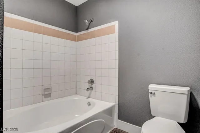 $241,900 | 3151 North Soaring Gulls Drive, Unit 2055, Las Vegas, NV 89128