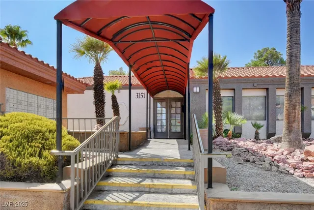 $241,900 | 3151 North Soaring Gulls Drive, Unit 2055, Las Vegas, NV 89128