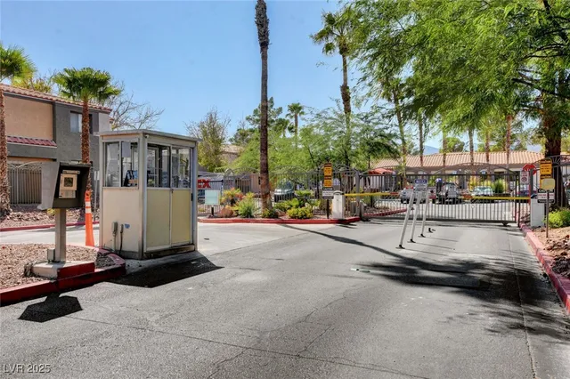 $241,900 | 3151 North Soaring Gulls Drive, Unit 2055, Las Vegas, NV 89128