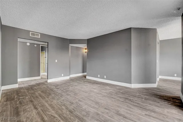$241,900 | 3151 North Soaring Gulls Drive, Unit 2055, Las Vegas, NV 89128