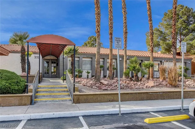 $241,900 | 3151 North Soaring Gulls Drive, Unit 2055, Las Vegas, NV 89128