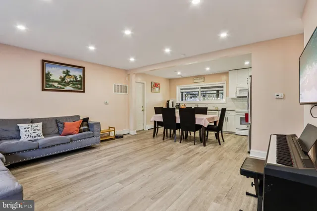 $430,000 | 47 Plumbridge Drive, Levittown, PA 19056