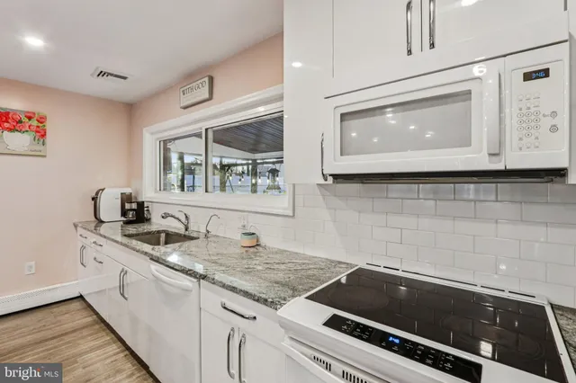 $430,000 | 47 Plumbridge Drive, Levittown, PA 19056