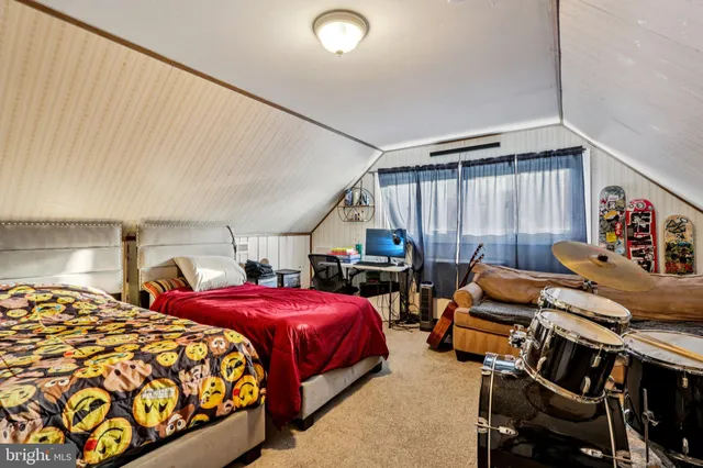 $430,000 | 47 Plumbridge Drive, Levittown, PA 19056