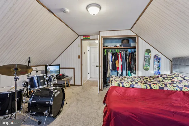 $430,000 | 47 Plumbridge Drive, Levittown, PA 19056