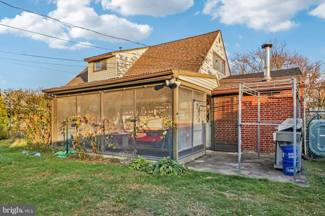 $430,000 | 47 Plumbridge Drive, Levittown, PA 19056