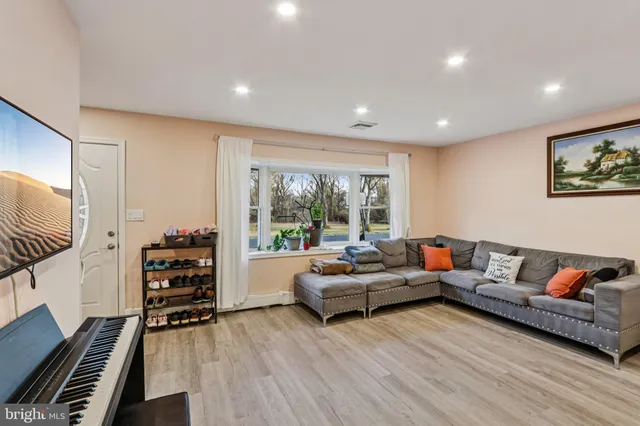 $430,000 | 47 Plumbridge Drive, Levittown, PA 19056