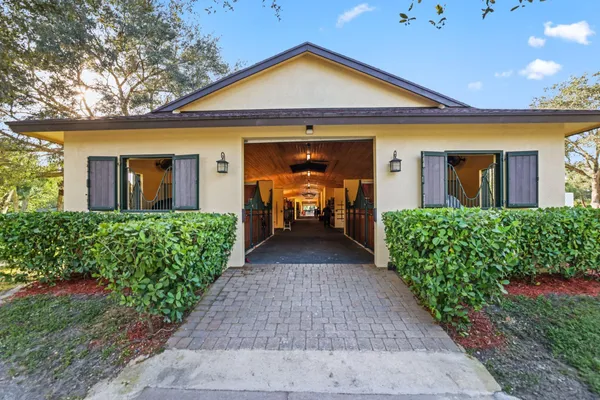 $16,000,000 | 4980 Stables Way, Wellington, FL 33414