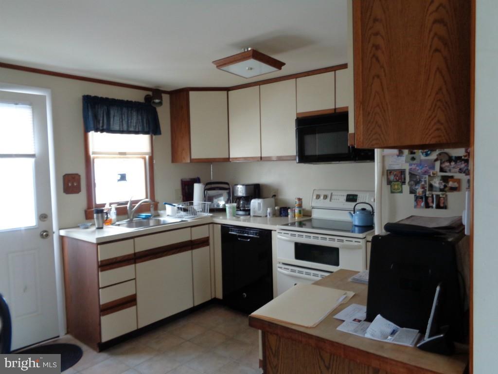 133 Auburn Road Long Beach Township, NJ 08006 - Photo 10 of 36 Gallery Image 10