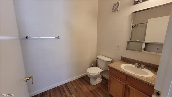 $1,400 | 2151 Hussium Hills Street, Unit 104, Las Vegas, NV 89108