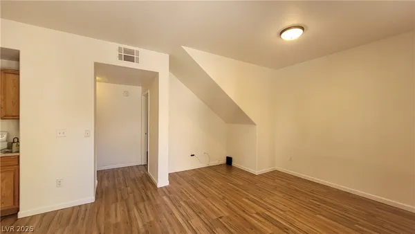 $1,400 | 2151 Hussium Hills Street, Unit 104, Las Vegas, NV 89108