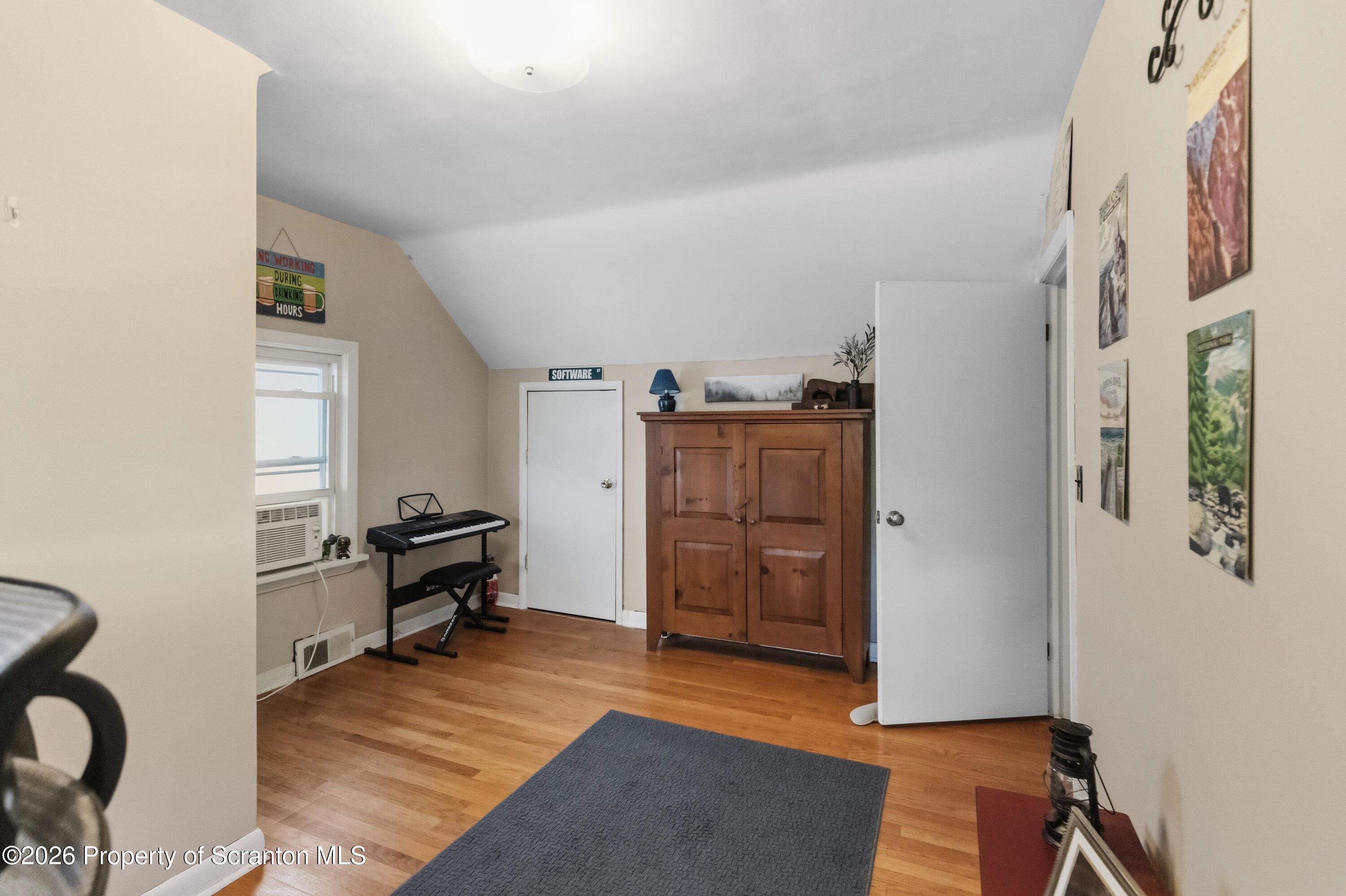 926 Grandview Street Scranton, PA 18509 - Photo 26 of 46 IMG_3774