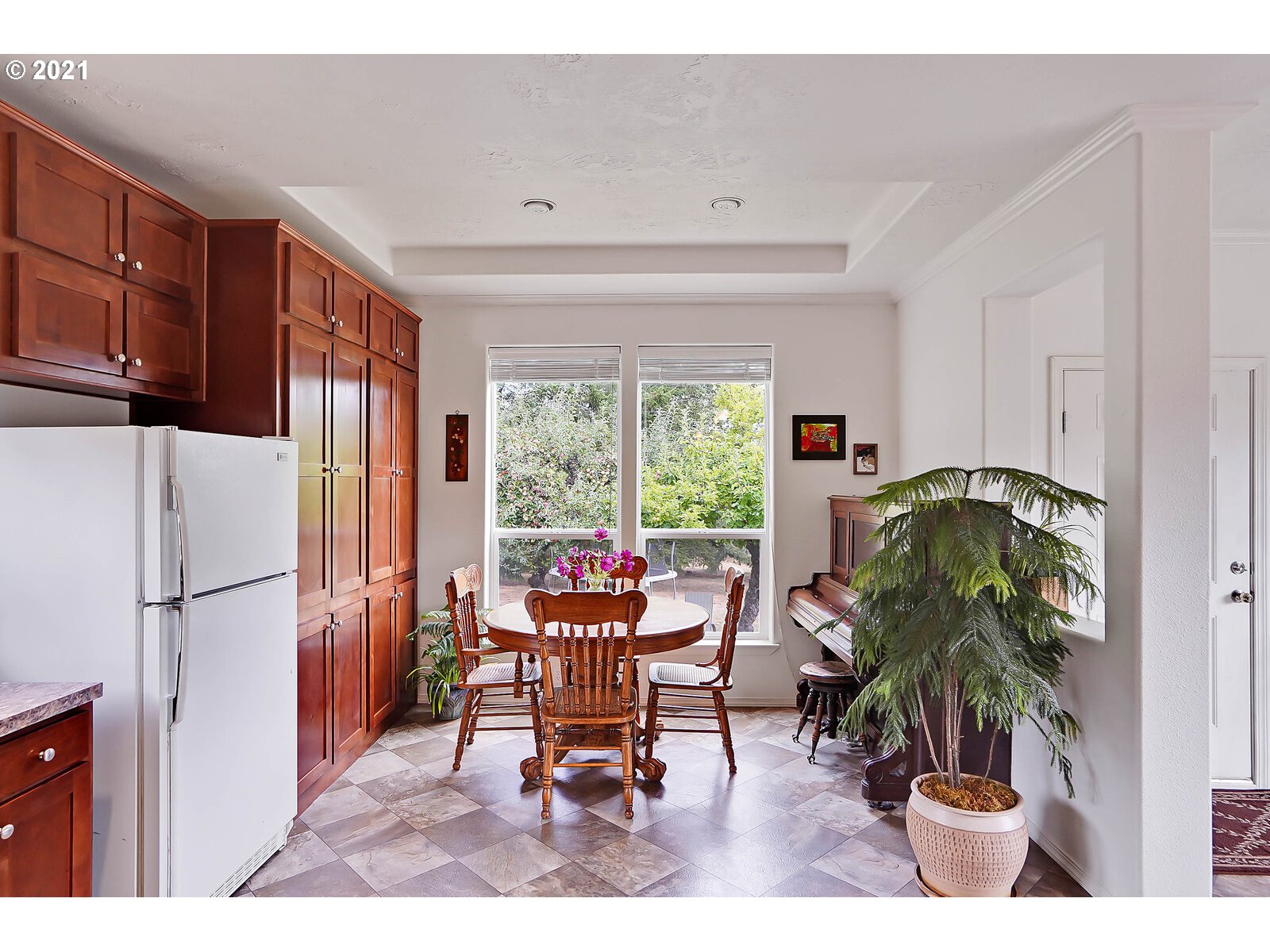 22750 Finn Road Sheridan, OR 97378 - Photo 4 of 18 Gallery Image 4