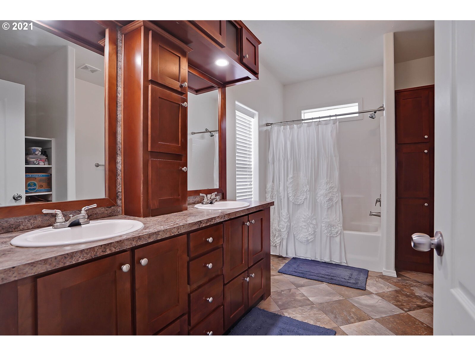 22750 Finn Road Sheridan, OR 97378 - Photo 9 of 18 Gallery Image 9