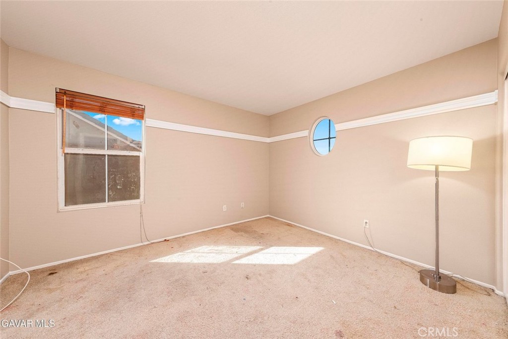 2158 Cypress Street Lancaster, CA 93535 - Photo 15 of 28 an empty room with windows
