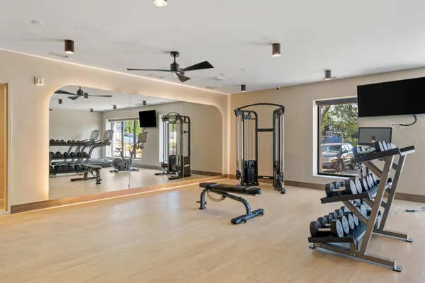 $3,789 | 470 Lexington Parkway South, Unit 518, St. Paul, MN 55105